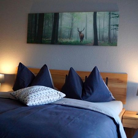 Schwarzwald Geht Immer Fewo 60 Qm Mit Grossem Suedbalkon, Wlan Und Magenta Tv Schönwald Exterior photo